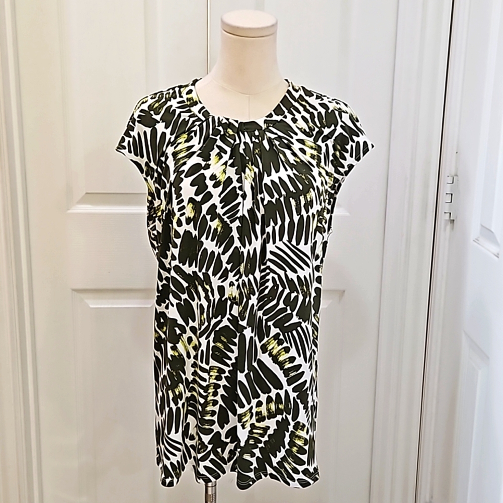Liz Claiborne Palm Printed Blouse Green and White with pleated neckline Size MT